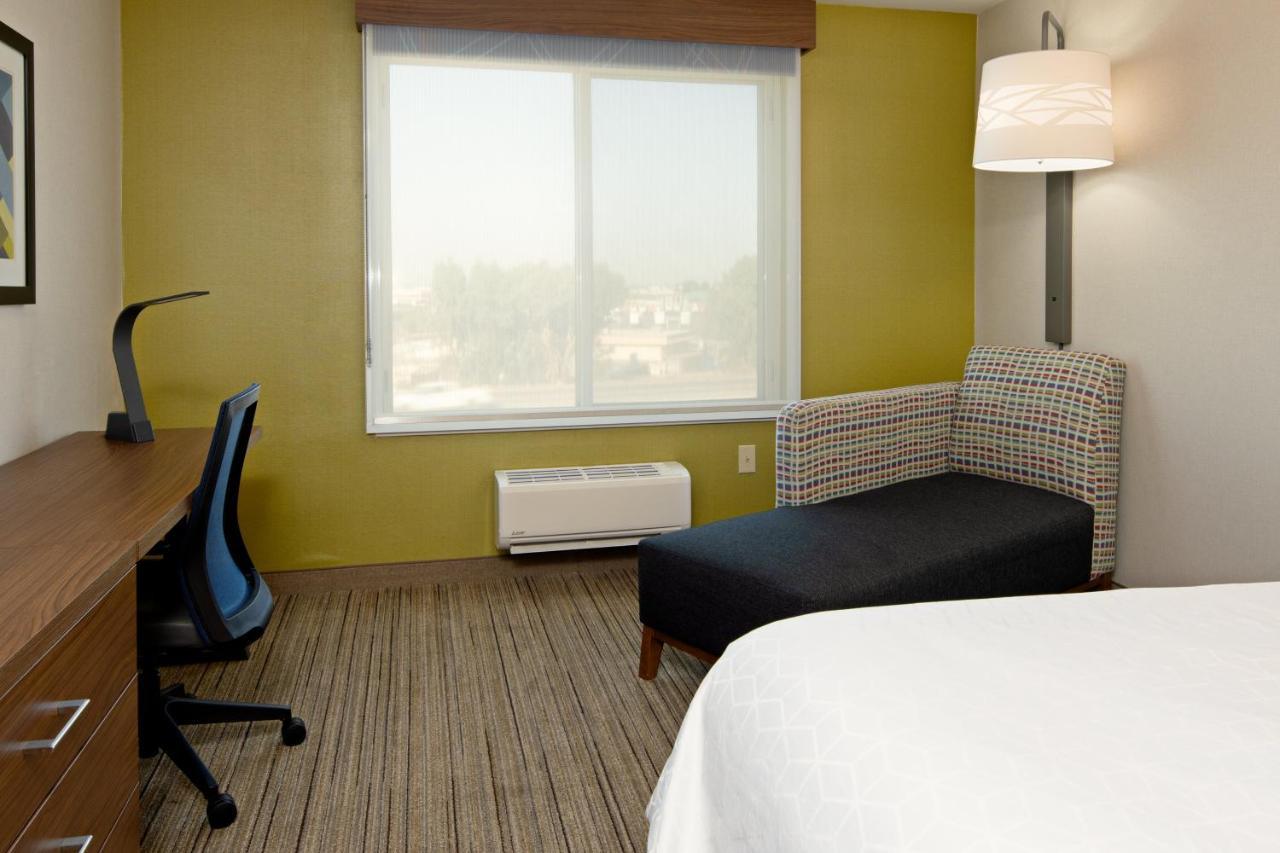 Holiday Inn Express Fresno South By Ihg מראה חיצוני תמונה